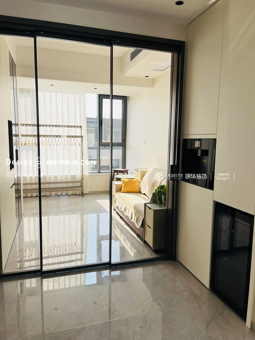 现代风格-凤屿山河-三室两厅两卫-140平-装修实景图装修-三室两厅-现代简约