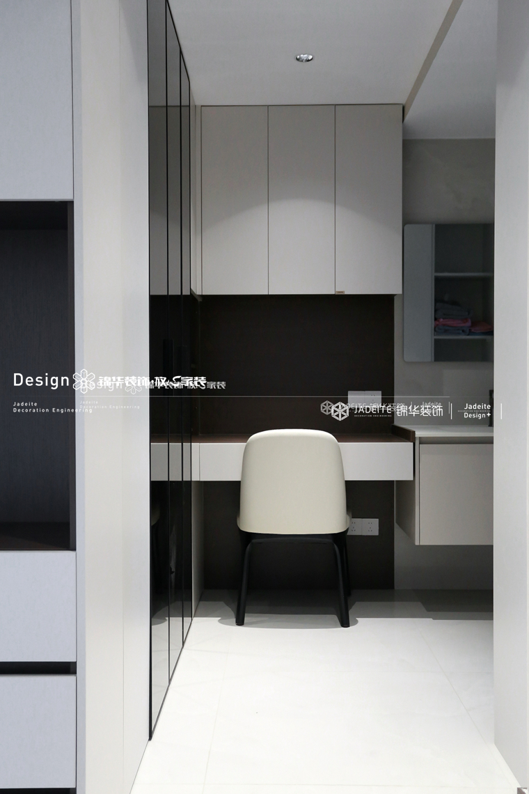 意式轻奢-保集蓝郡-三室两厅两卫-149平-装修实景图装修-三室两厅-轻奢