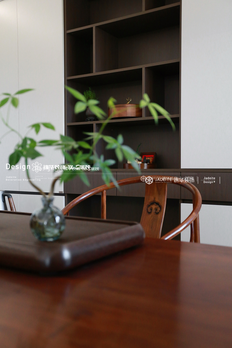 意式轻奢-保集蓝郡-三室两厅两卫-149平-装修实景图装修-三室两厅-轻奢