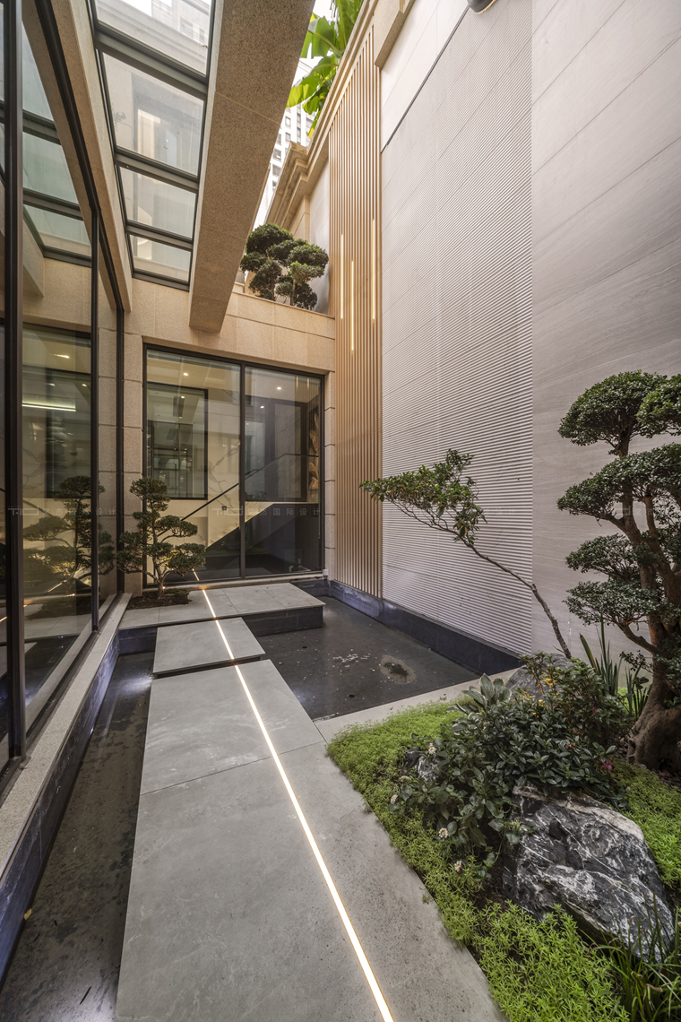 意式轻奢-路劲天御-别墅-1000平-装修实景图装修-别墅-轻奢