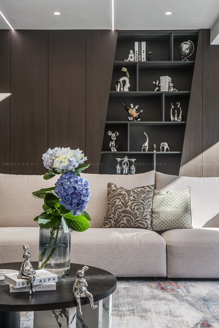 意式轻奢-路劲天御-别墅-1000平-装修实景图装修-别墅-轻奢