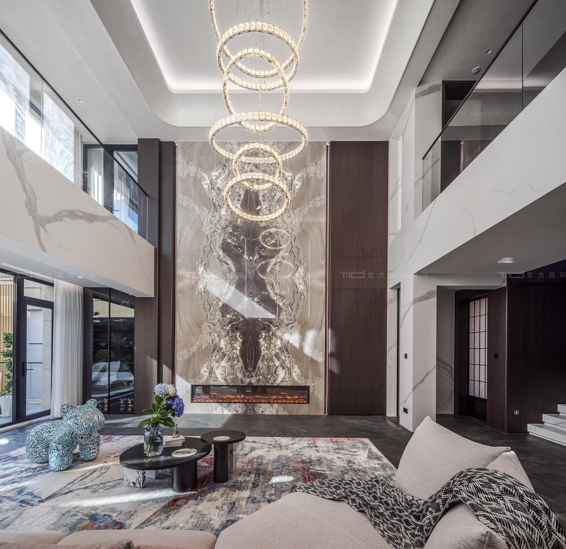 意式轻奢-路劲天御-别墅-1000平-装修实景图装修-别墅-轻奢