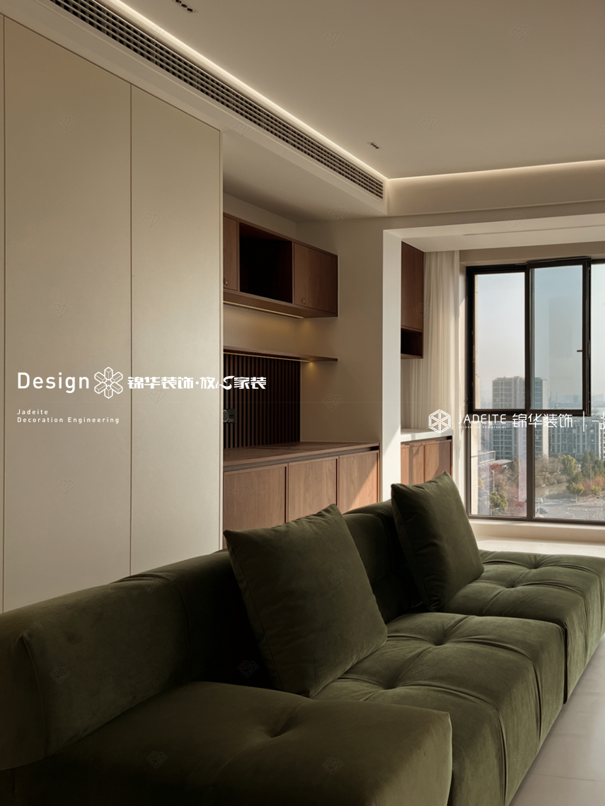 奶油中古-中梁国宾府-四室两厅两卫-135平-装修实景图装修-四室两厅-中古