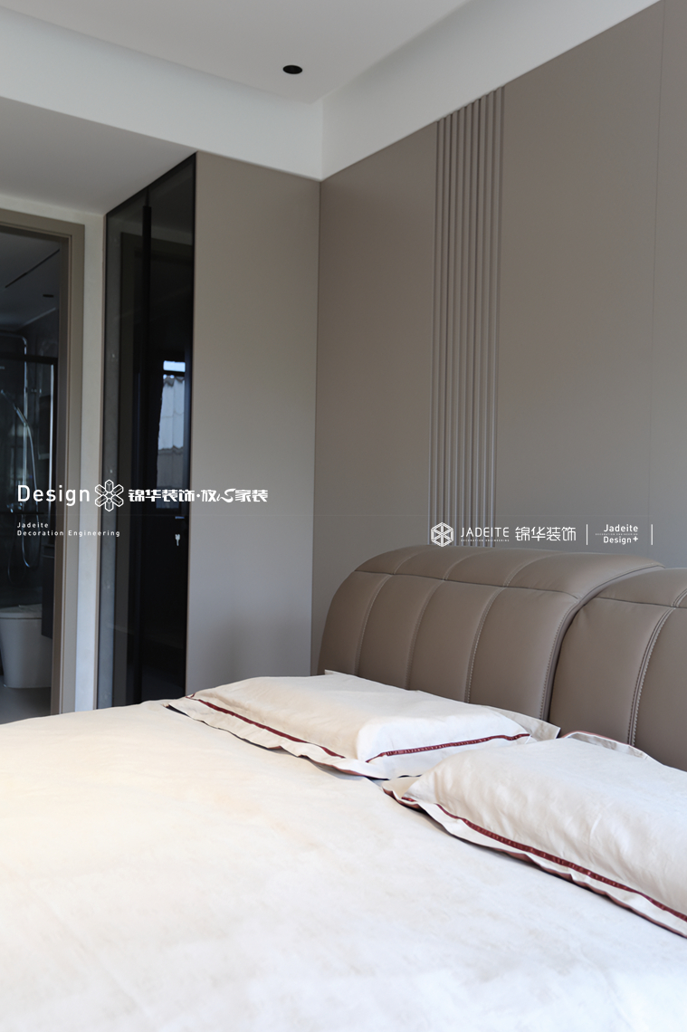 现代简约-氿珑云起-三室两厅两卫-135平-装修实景图装修-三室两厅-现代简约