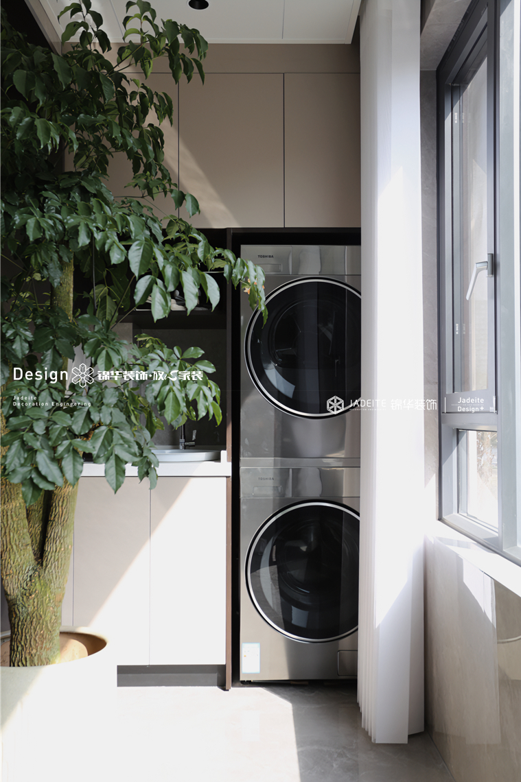 现代简约-氿珑云起-三室两厅两卫-135平-装修实景图装修-三室两厅-现代简约