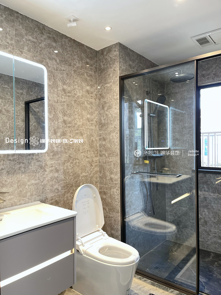 现代简约-恒大御景半岛-四室两厅两卫-140平-装修实景图装修-四室两厅-现代简约