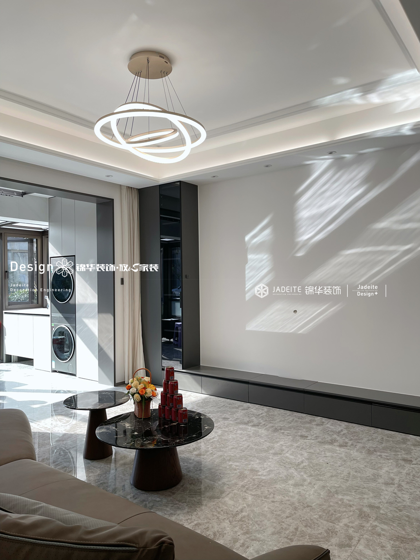 现代简约-恒大御景半岛-四室两厅两卫-140平-装修实景图装修-四室两厅-现代简约