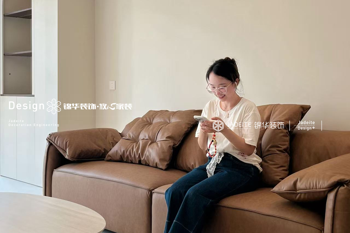 奶油中古-新世纪一号-三室两厅两卫-135平-装修实景图