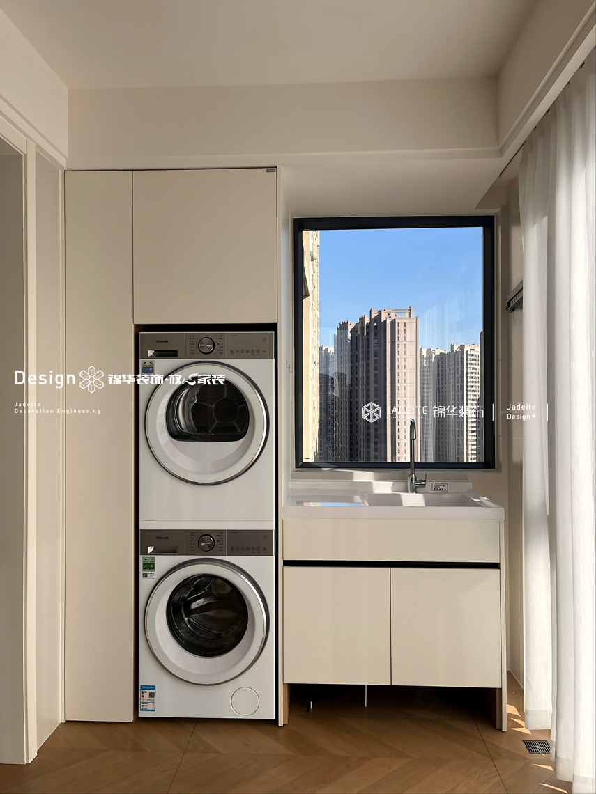 奶油中古-溪岸官邸-三室两厅两卫-130平-装修实景图装修-三室两厅-中古