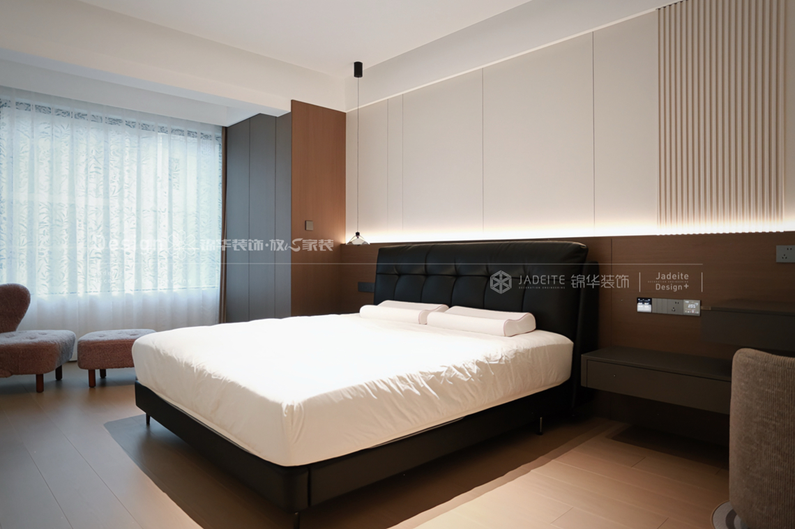 意式轻奢-凤鸣山晓-四室两厅四卫-260平-装修实景图装修-四室两厅-轻奢