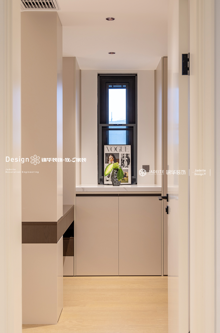 现代轻奢-愉樾天成-三室两厅一厨两卫-132平-装修实景图装修-三室两厅-轻奢