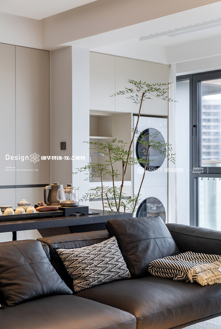 现代轻奢-愉樾天成-三室两厅一厨两卫-132平-装修实景图装修-三室两厅-轻奢