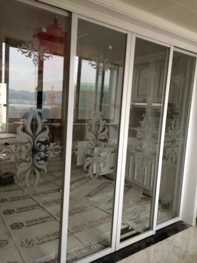 经典艺术玻璃—厨房阳台门