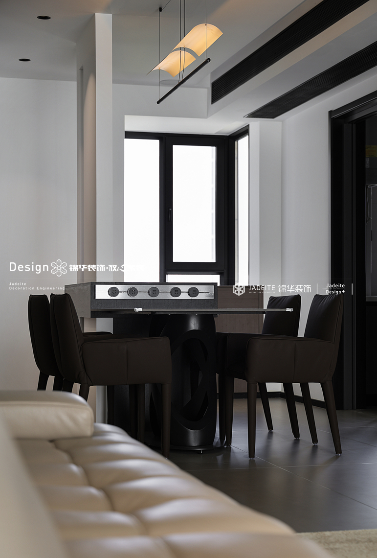 意式黑白灰-中铁彩乐居-三室两厅两卫-125㎡-装修实景图装修-三室两厅-现代简约