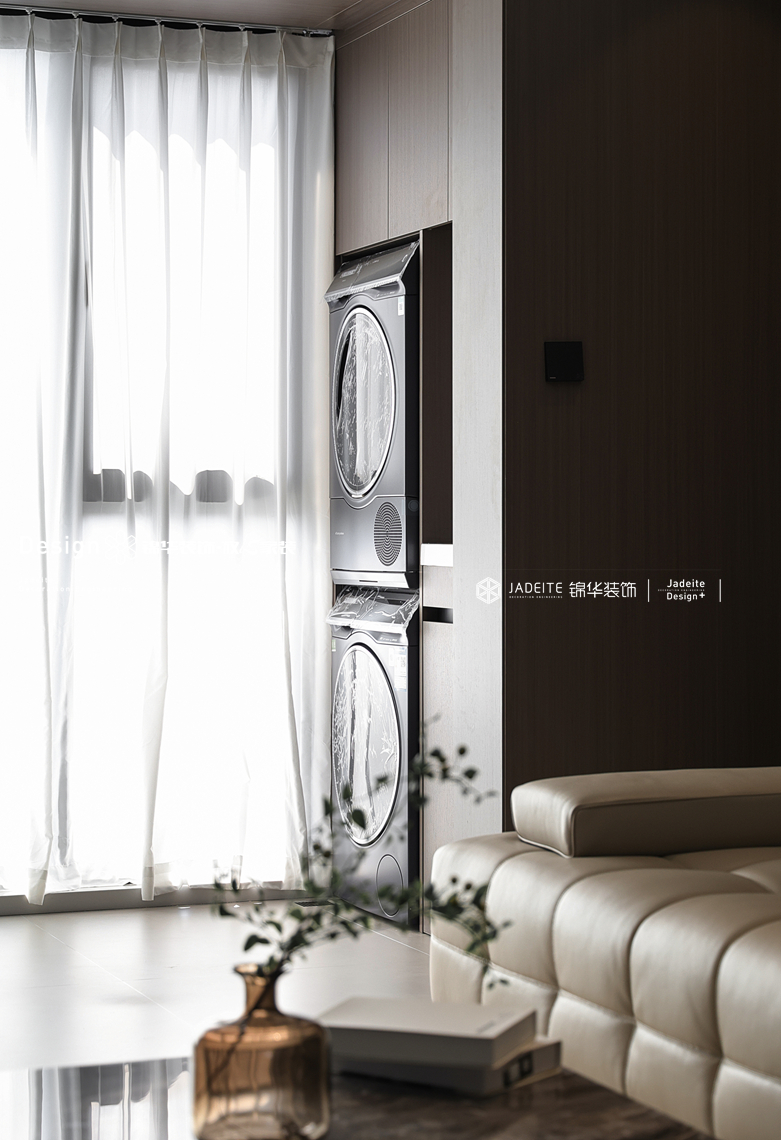 意式黑白灰-中铁彩乐居-三室两厅两卫-125㎡-装修实景图装修-三室两厅-现代简约